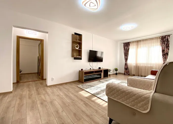 Kronstadt Apartment - Pet Friendly