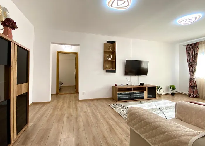 Kronstadt Apartment - Pet Friendly